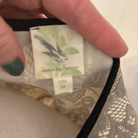 Anthropologie Weston Wear  Womens Sleeveless Lace Overlay Peplum Top Medium - Picture 4 of 5